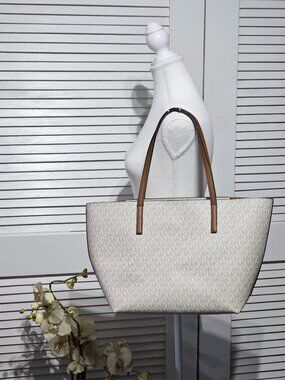 Michael Kors Women's Beige Brown Leather Quinn Signature Logo Tote Bag Sz L 3309